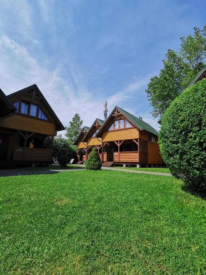 Villa O.W. Sek Karwia Esterno foto