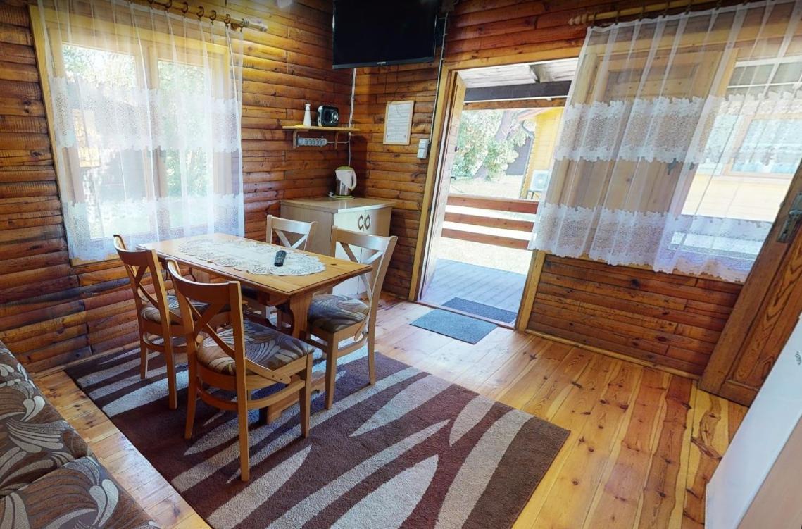 Villa O.W. Sek Karwia Esterno foto
